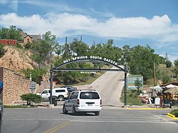 Hot springs south dakota welcome sign